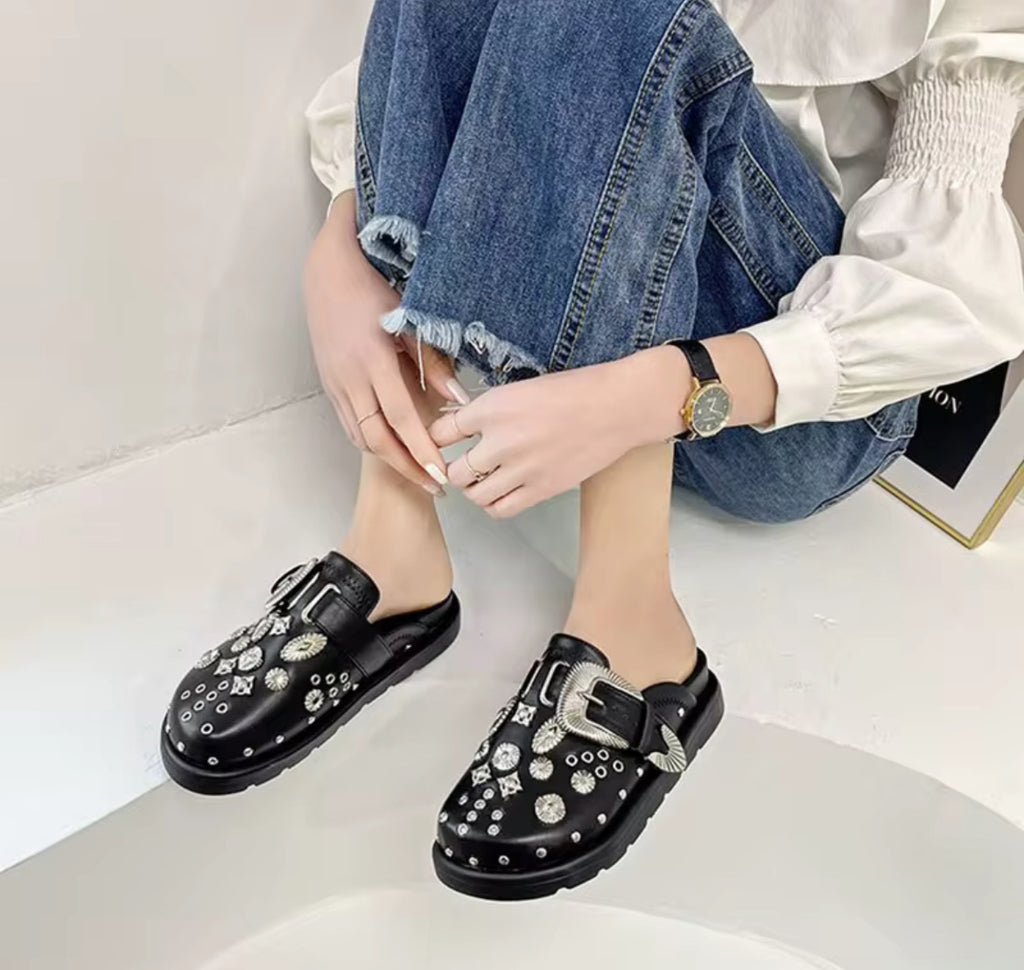 The Vibe Setter Mules